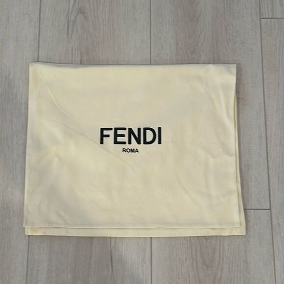 Fendi dust bag - Picture 1 of 4